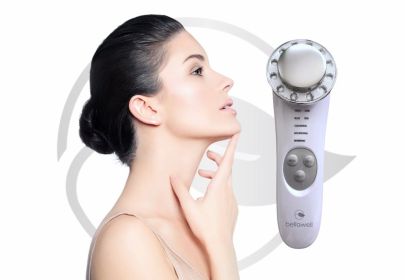 Galvanic Face Massager by Bellawell